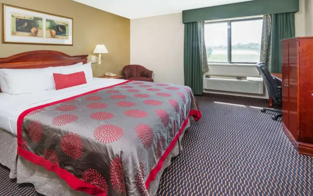 Ramada Columbia