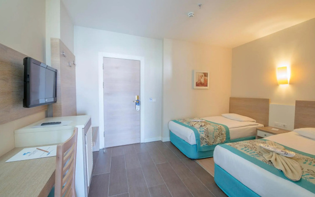 Sunrise Queen Luxury Resort & Spa