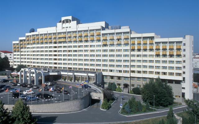 President Hotel вид на фасад