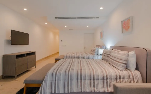 Oceana-416 by Playa District