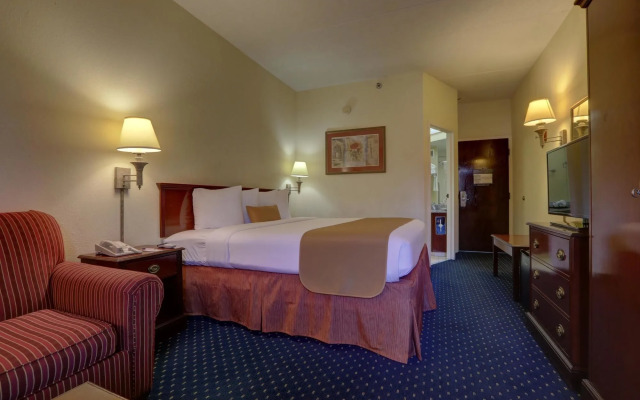SureStay Plus Hotel by Best Western Chicago Lombard