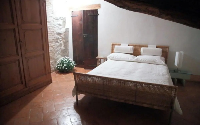 Antiche Mura by Rent all Como