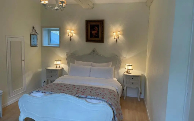 Dinan -La Petite Madeleine - cosy townhouse walking distance from restaurants