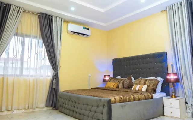 114 Luxury Apartments by Oragon Hotel