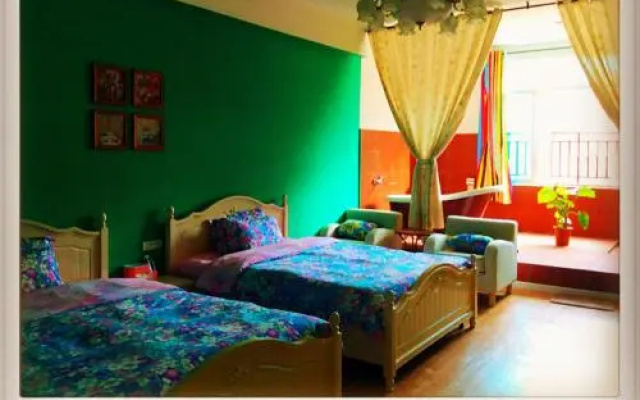 Libo QingQing Guest House