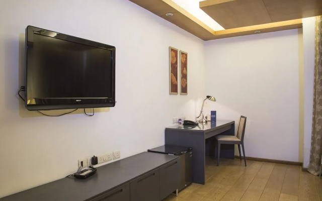 FabHotel Raj Darbar Iffco