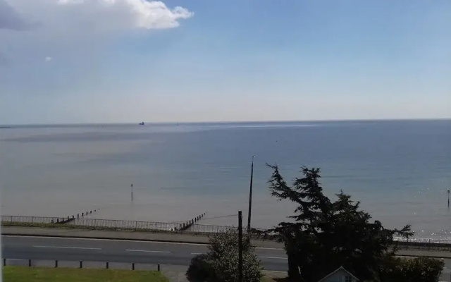 Sea Vista Overlooks Beach With Stunning sea Views