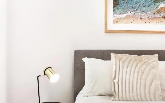 Stylish 1 bedroom retreat in trendy Surry Hills - 6 BRK