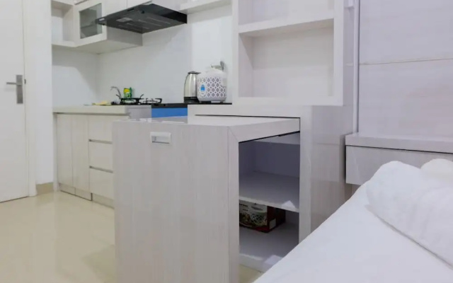 Simple Studio Room at Poris 88 Apartment
