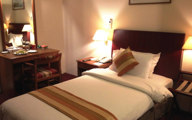 Hotel De Castle Ltd