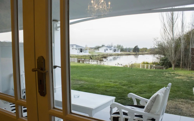 La Riviera Guesthouse