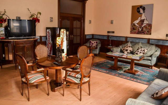 Hostal Cataluña