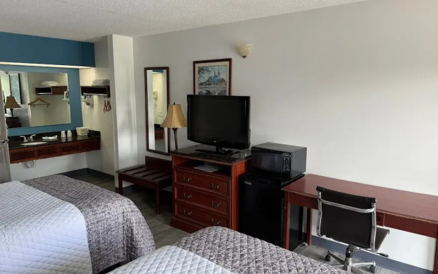Brentwood Inn & Suites