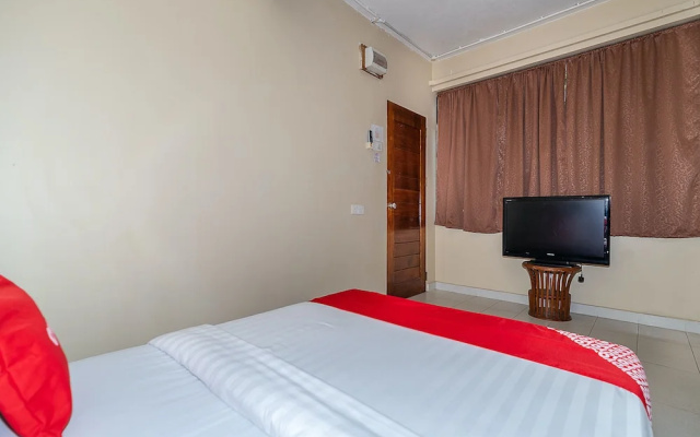 OYO 89932 DD Homestay