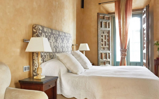 Hotel Boutique Corral del Rey by ALUZ Collection