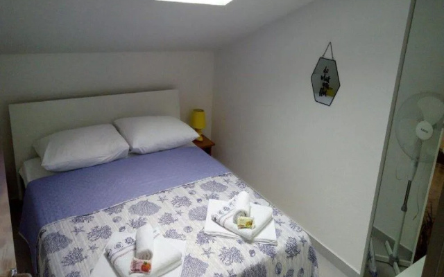 Apartment Sutalo with Hot Tub
