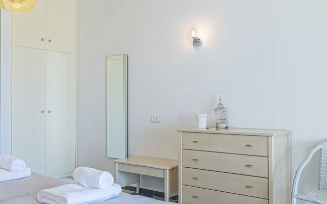 Akti Villa - Seaside Living