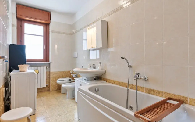 Torino Crocetta Modern Flat