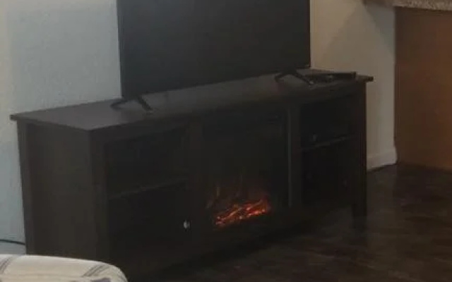 Anchor Inn & Suites