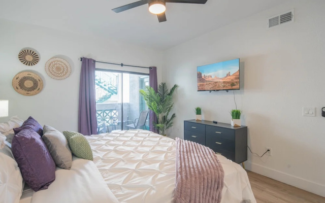 Golf View Oasis: Serenity + Tranquility + Walkability 244