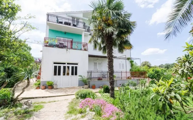 Apartments Sutvid