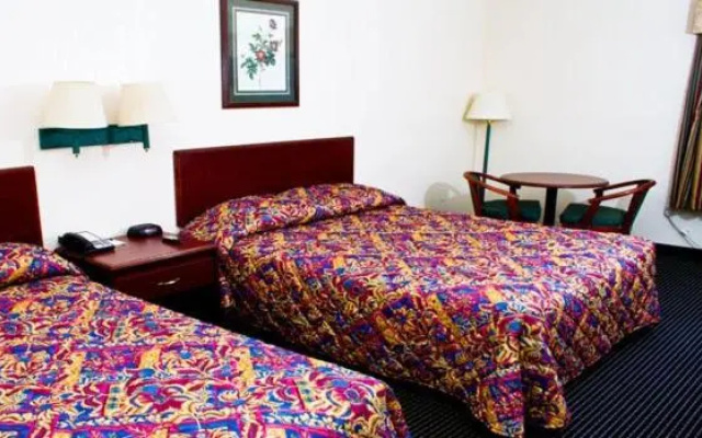 Country Hearth Inn-Union City