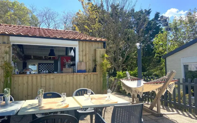 Camping Au Petit Port de LHoumeau