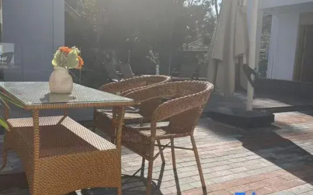 Yile Design Homestay (Gaozhuang Star Night Market)