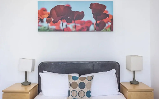 Splendid 3 Bedroom Apartment Kings Cross