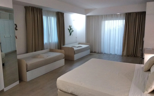 Est Hotel