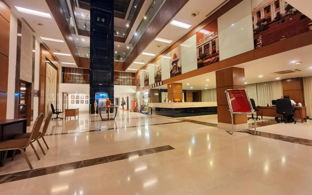 OYO 642 The Atrium Boutique Hotel