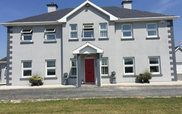 Lyntom House B&B