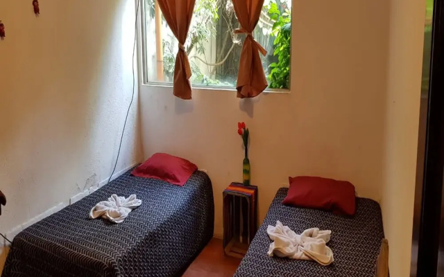 Huellas Hostal Antigua