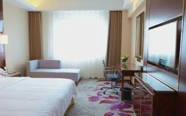 Yulin Fucheng Ligong Hotel