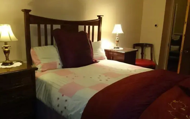 The Grand Inn