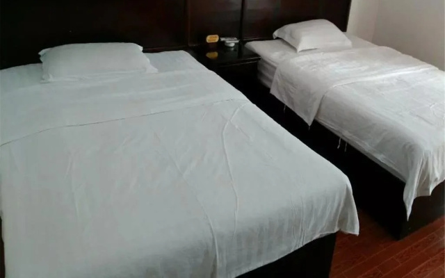 Guilin Qinglin Inn