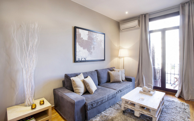 Viladomat Eixample Apartment
