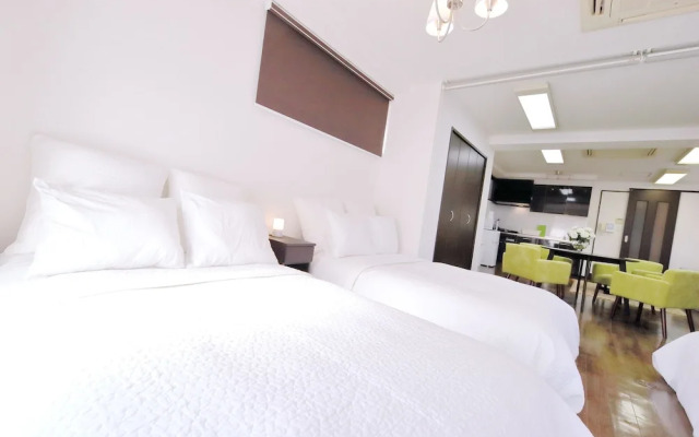 Osaka Namba Rakuraku Hotel