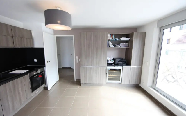 Le Paix Avec Garage