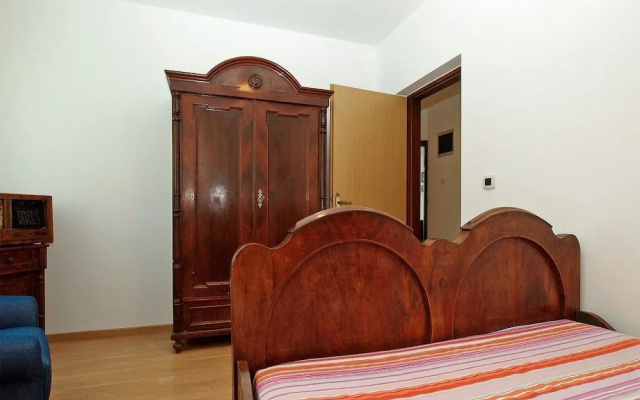 Apartment 1868