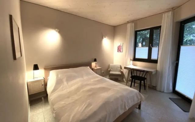 Super Nice Holiday Home by the Lake