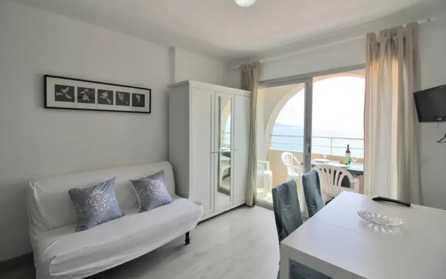 Studio in Empuriabrava With Ocean Views