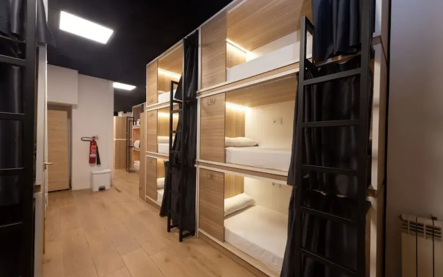 Siesta & Go - Hostel