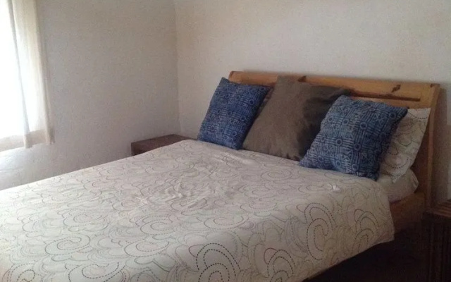 Livingstone Guest Farm - Hostel
