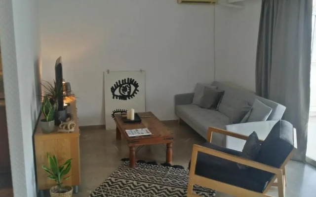 Modern, Top floor, 90sqm, near center