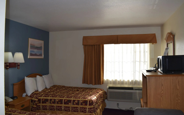 Travelers Inn Medford