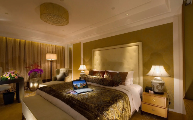 Radegast Hotel CBD