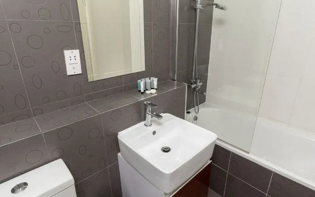 Modern Bedford Blues Apartment