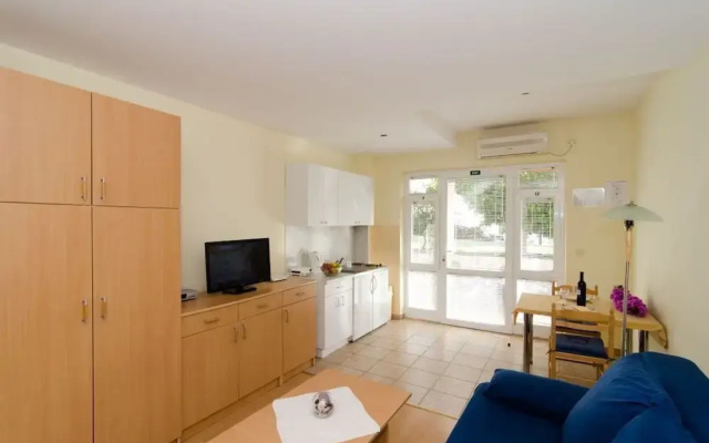Apartments Milenko