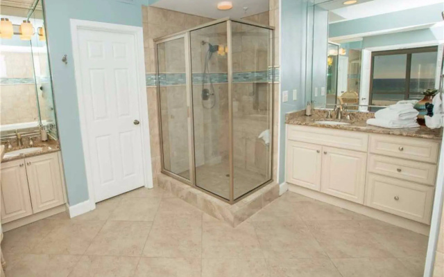 Oceania Destin Rental by Holiday Isle